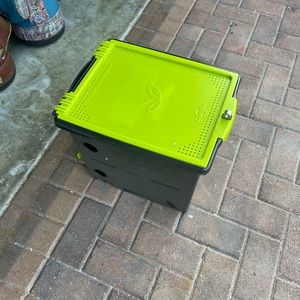 Copernicus 5 slot Charging Tech Tub for Tablets, Laptops